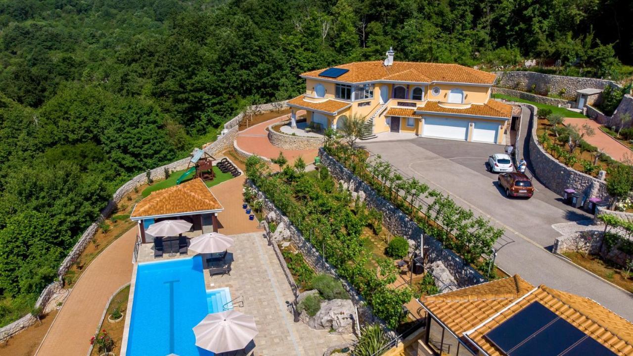 אופטיה Apartments Villa Bv מראה חיצוני תמונה