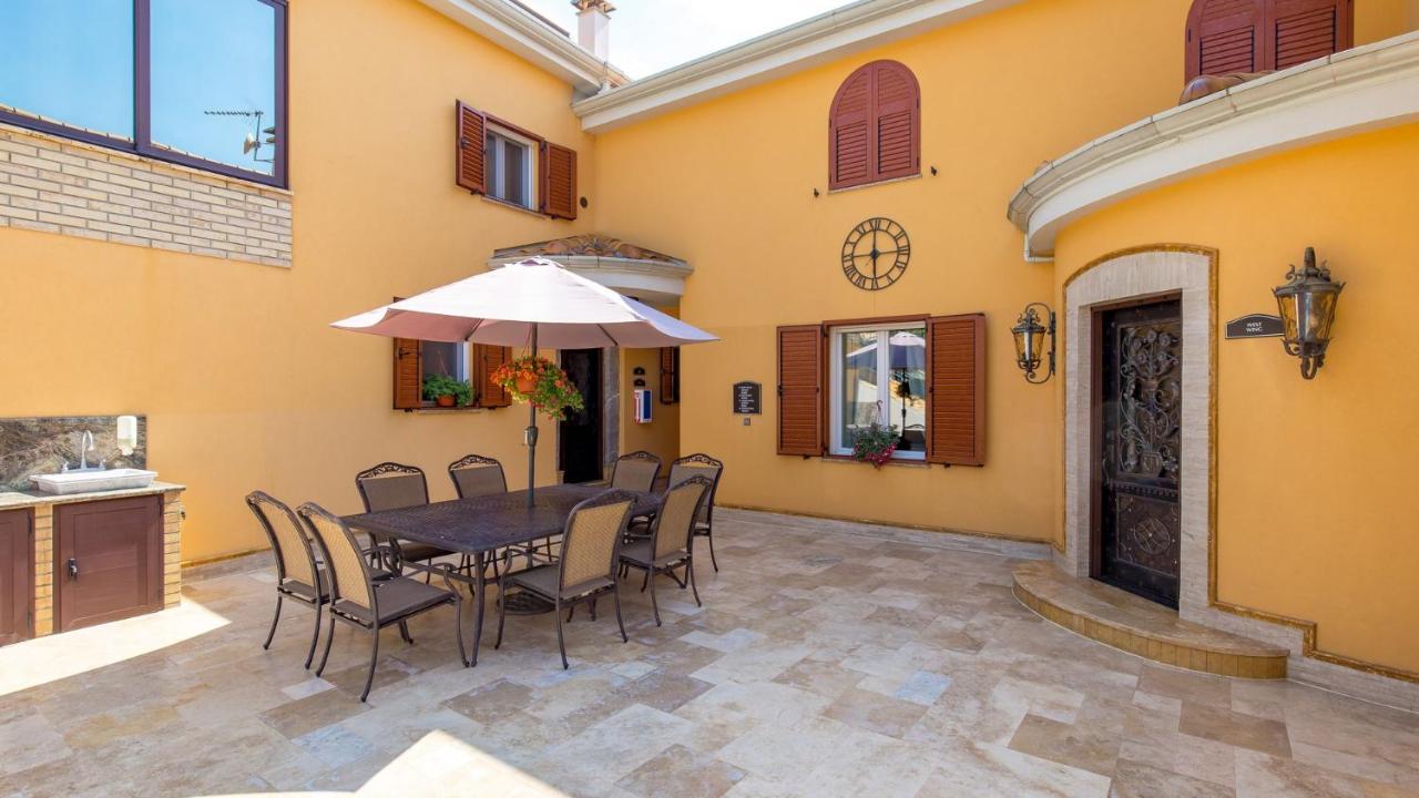 אופטיה Apartments Villa Bv מראה חיצוני תמונה