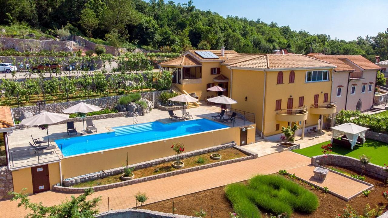 אופטיה Apartments Villa Bv מראה חיצוני תמונה