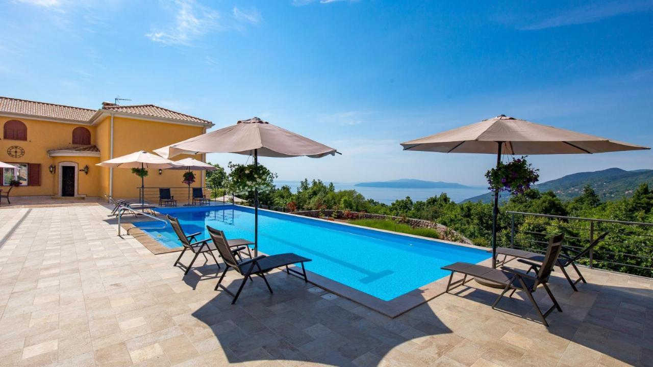 אופטיה Apartments Villa Bv מראה חיצוני תמונה