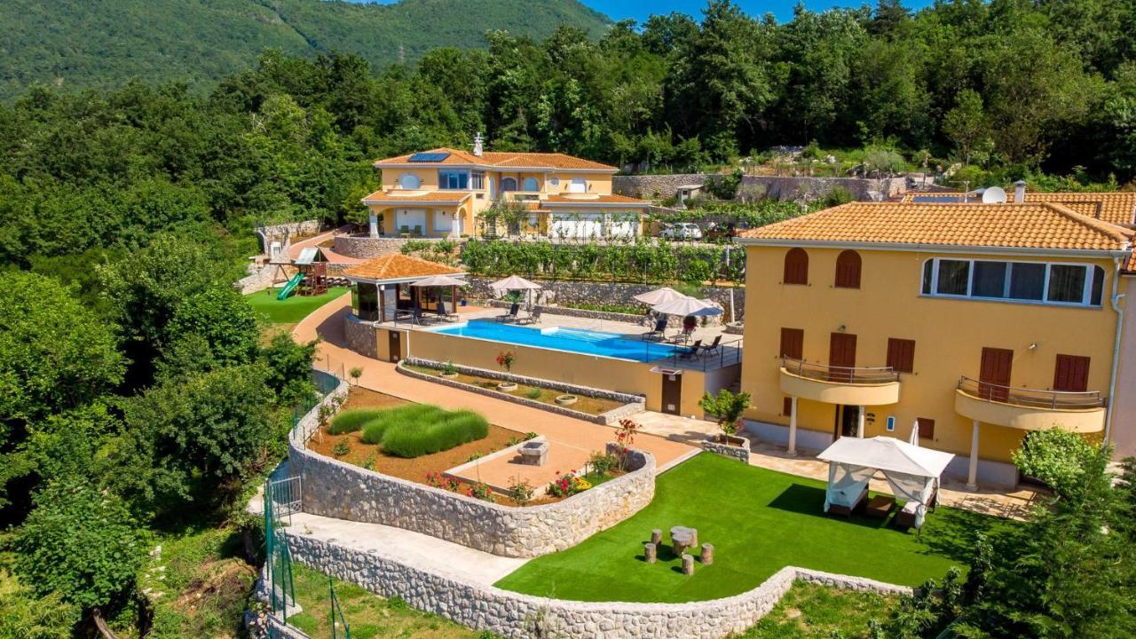 אופטיה Apartments Villa Bv מראה חיצוני תמונה