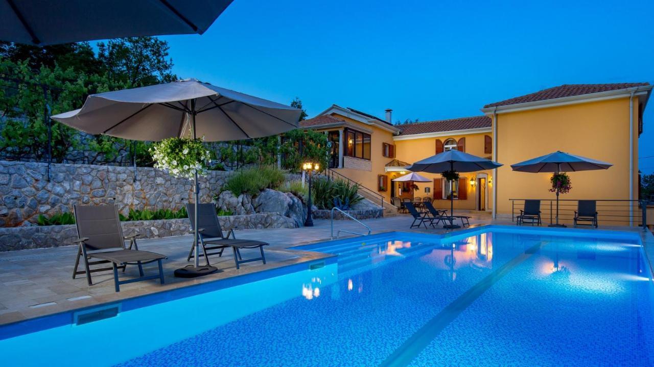 אופטיה Apartments Villa Bv מראה חיצוני תמונה